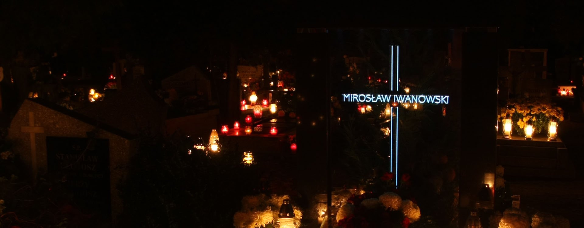 Granit Design - Nowoczesne nagrobki granitowe z podświetleniem LED